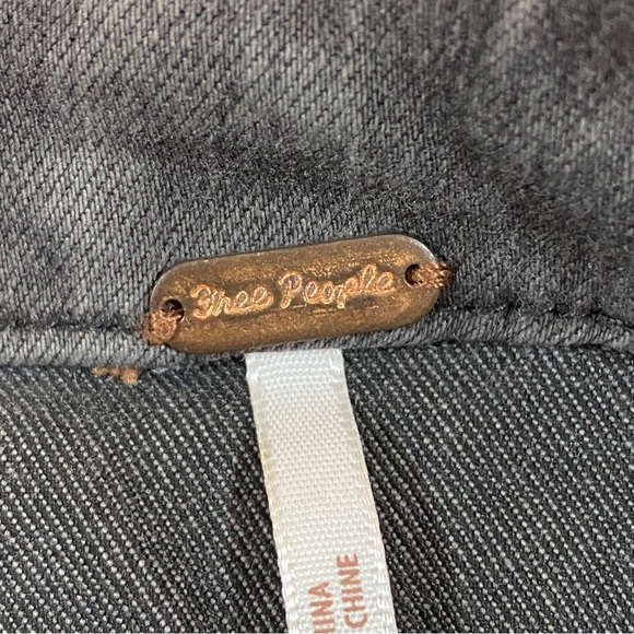 Free People Mini Skirt, size 2 - Picture 3 of 9